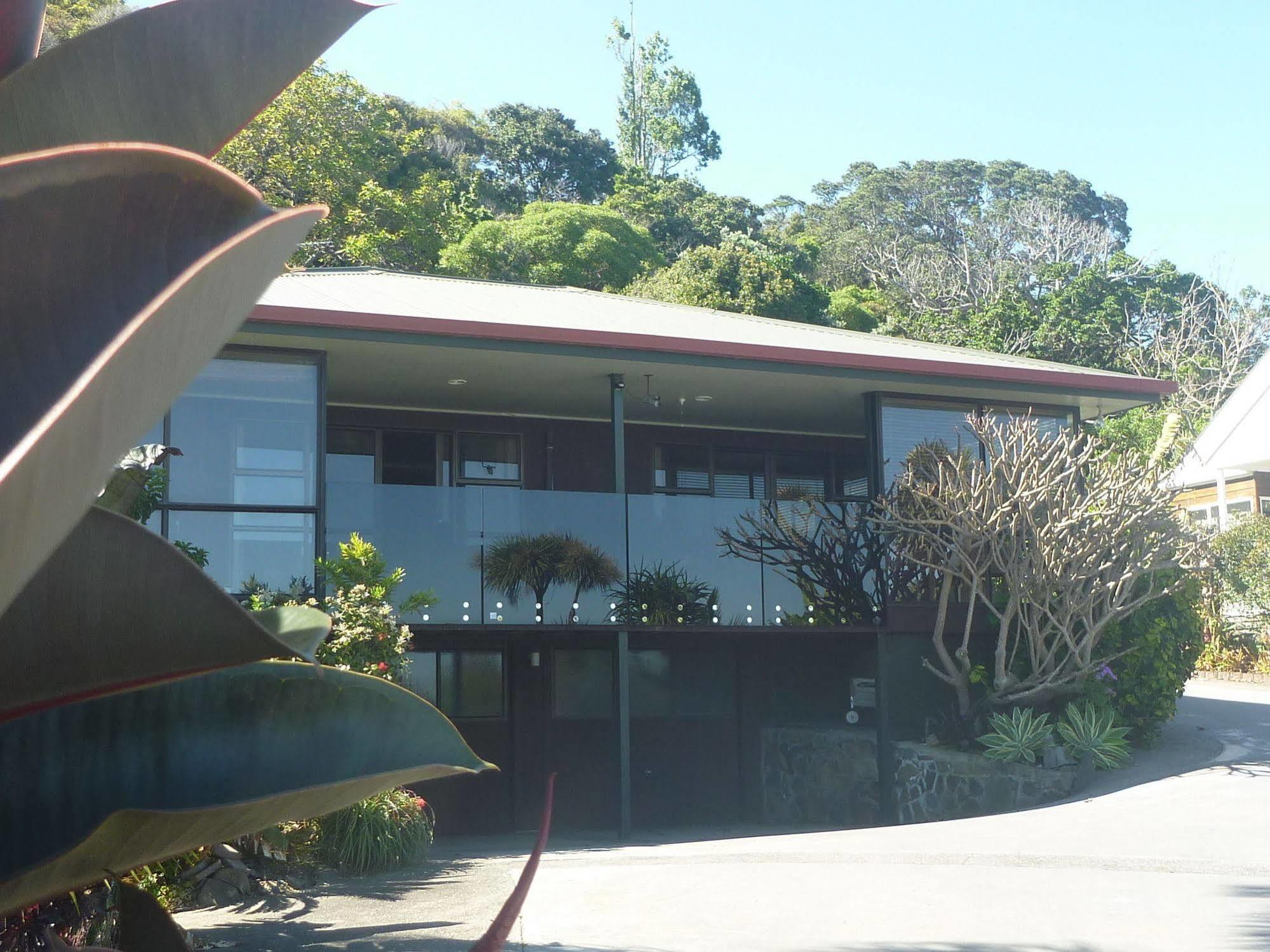 Pohutukawa Coast Bnb Te Puru Exterior photo