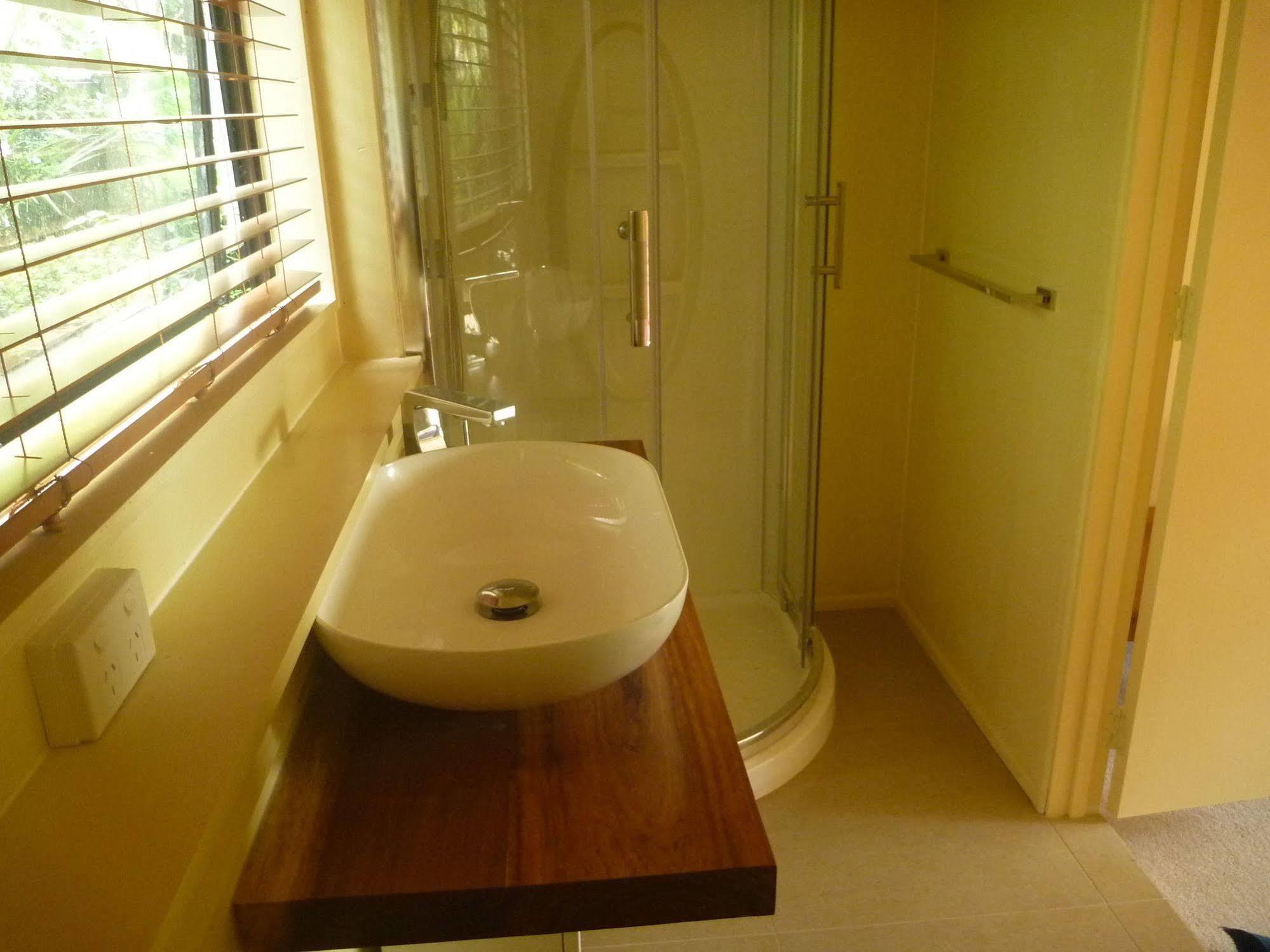 Pohutukawa Coast Bnb Te Puru Exterior photo