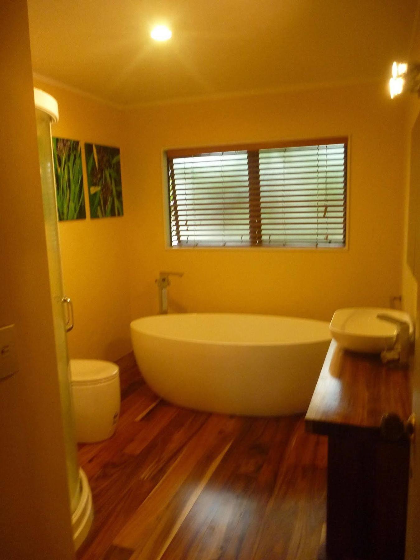 Pohutukawa Coast Bnb Te Puru Exterior photo
