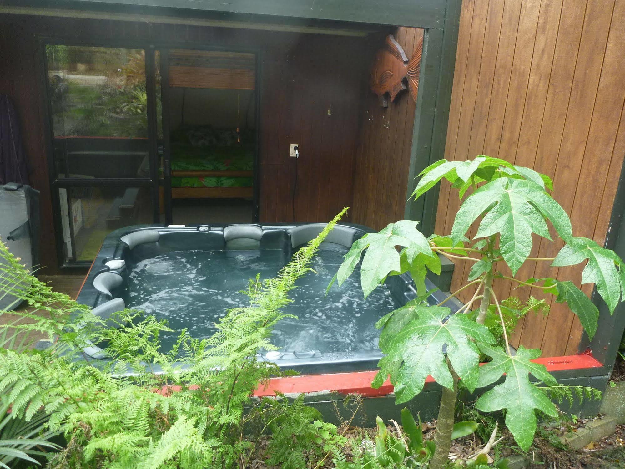 Pohutukawa Coast Bnb Te Puru Exterior photo
