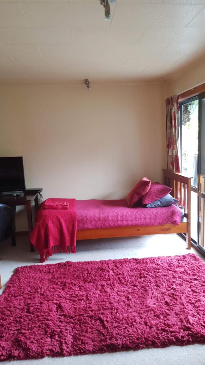 Pohutukawa Coast Bnb Te Puru Exterior photo